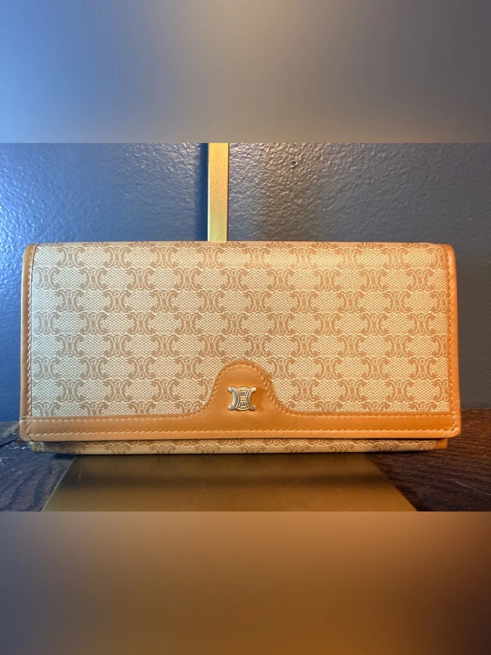 Celine Beige Tan Triomphe Macadam Kiss-lock Wallet with Gold Logo